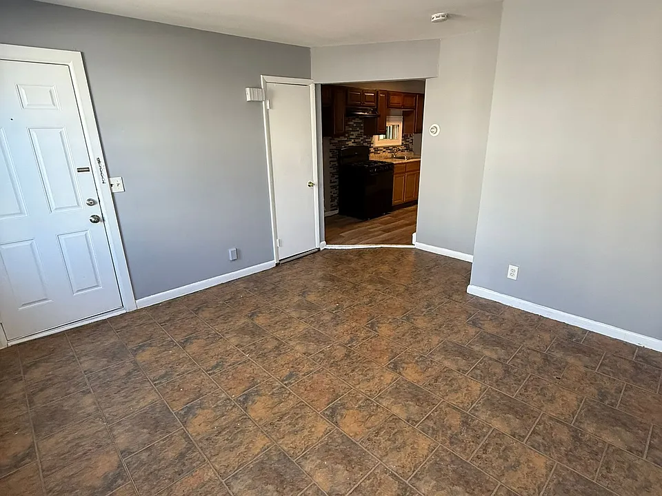 97 Butler St. Apt. 1