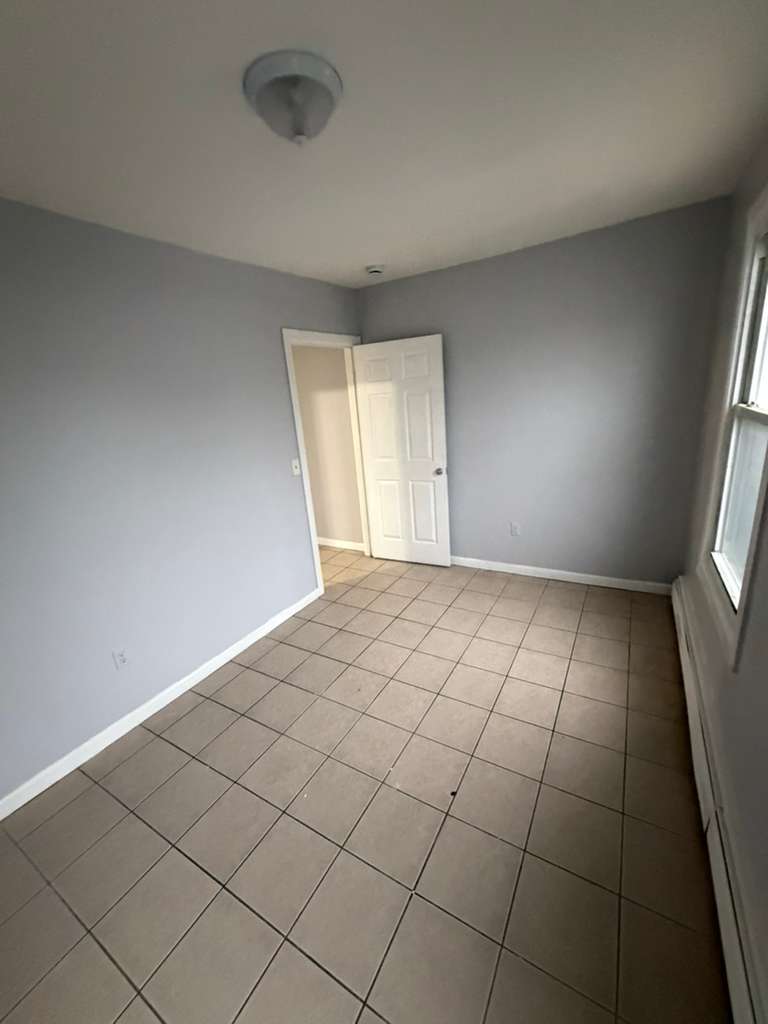 52 Rosa Parks Blv. Apt. 2