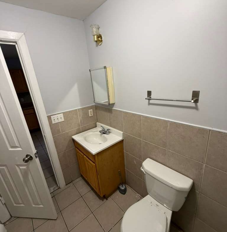 52 Rosa Parks Blv. Apt. 2