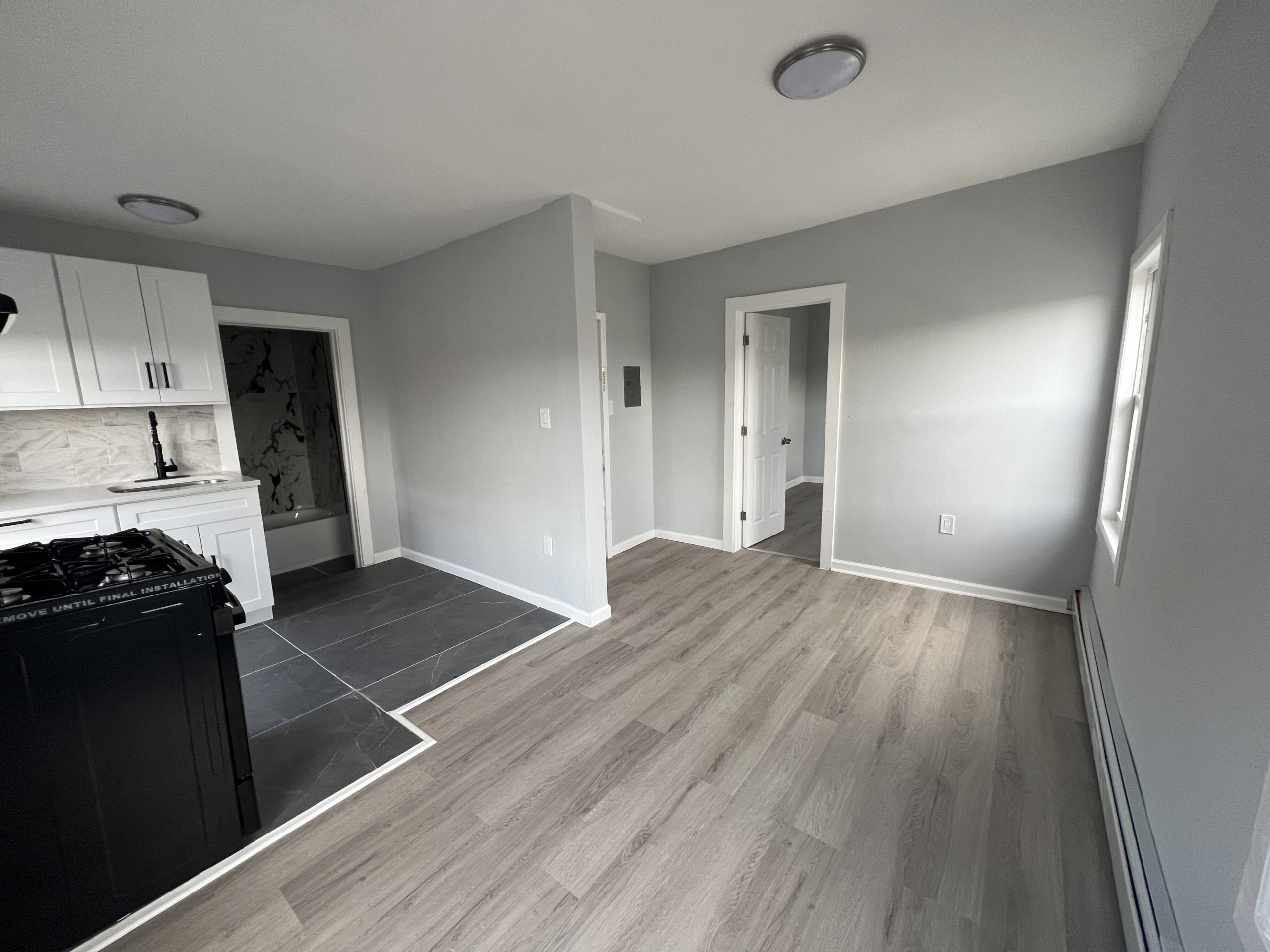 297 Van Houten St. Apt 3R