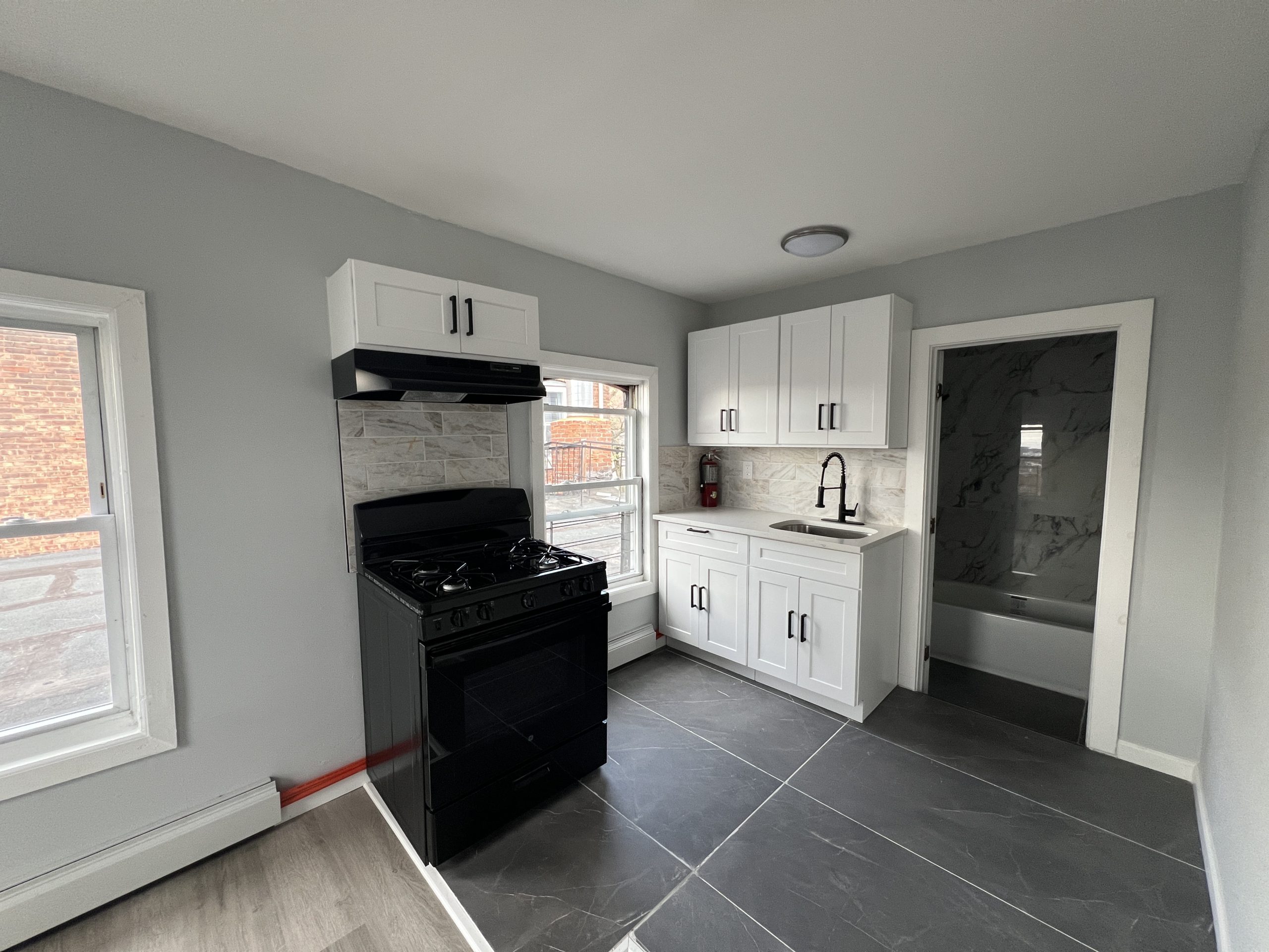 297 Van Houten St. Apt 3R