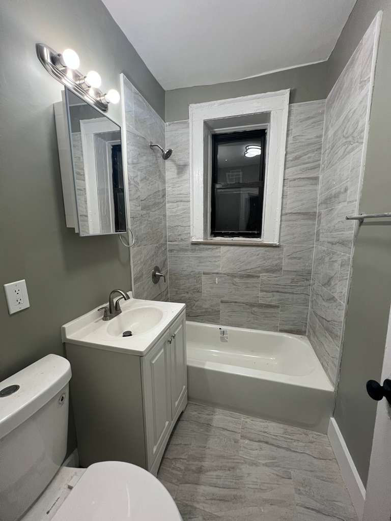 WhatsApp Image 2025-12-22 at 5.11.14 PM (4) 1003 S Orange Ave. Apt 104