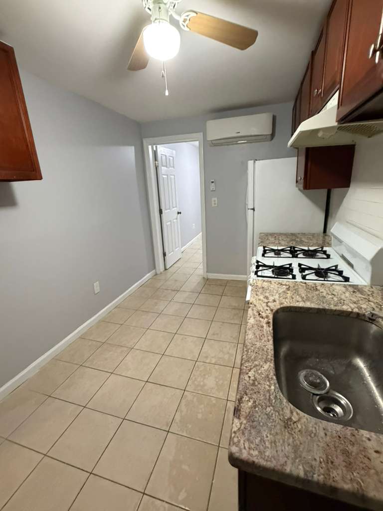 83 Market St. Apt. 9