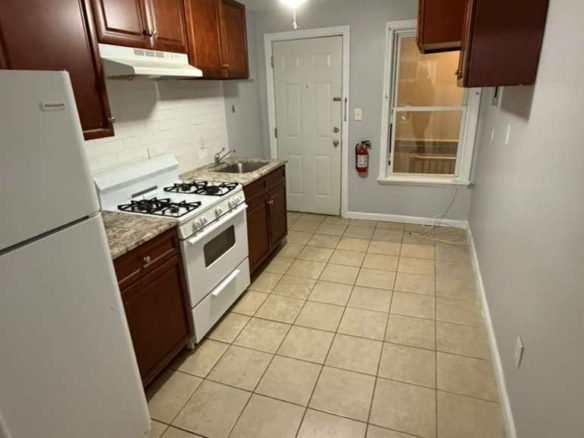 83 Market St. Apt. 9