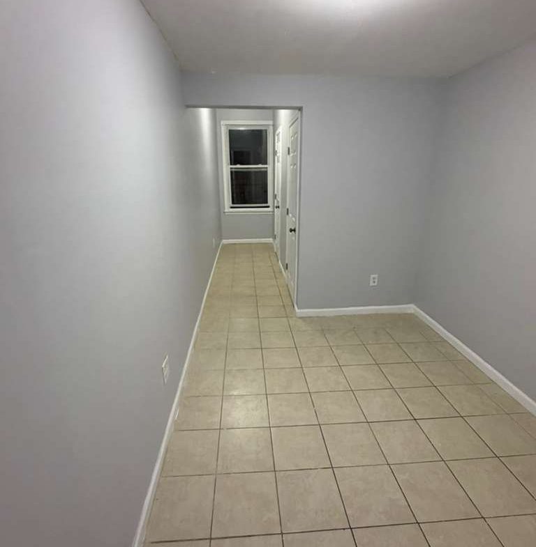 83 Market St. Apt. 9