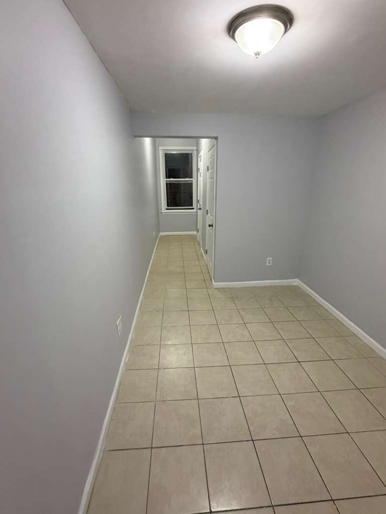 83 Market St. Apt. 9