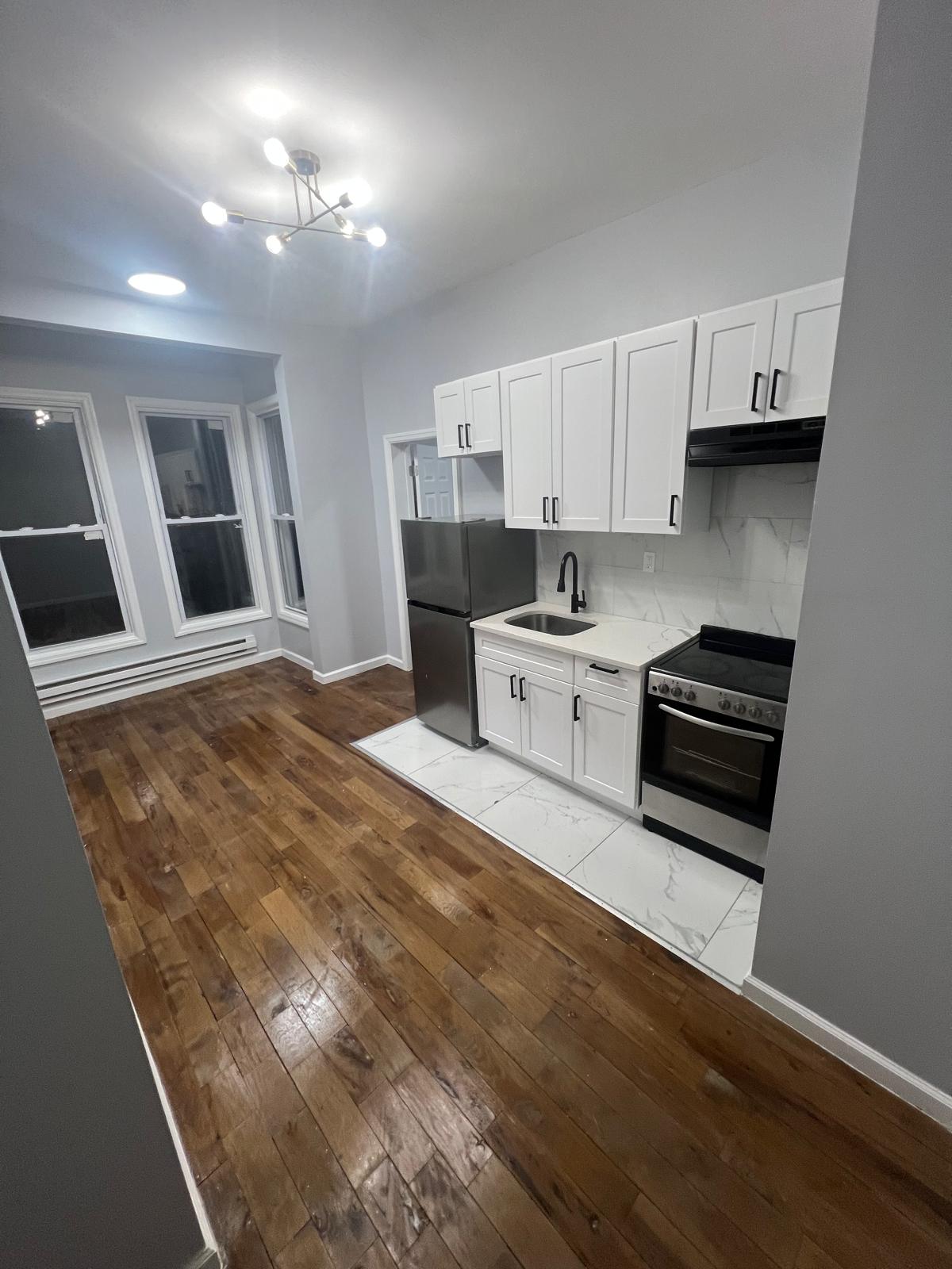 276 Broadway Apt. 2