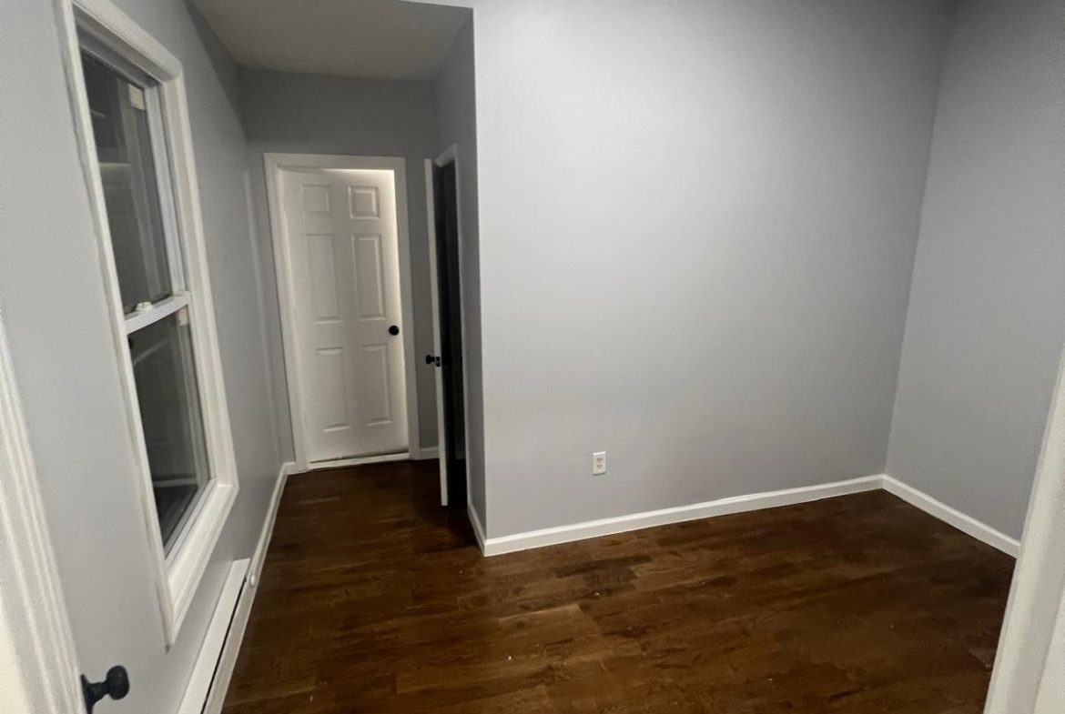 276 Broadway Apt. 2