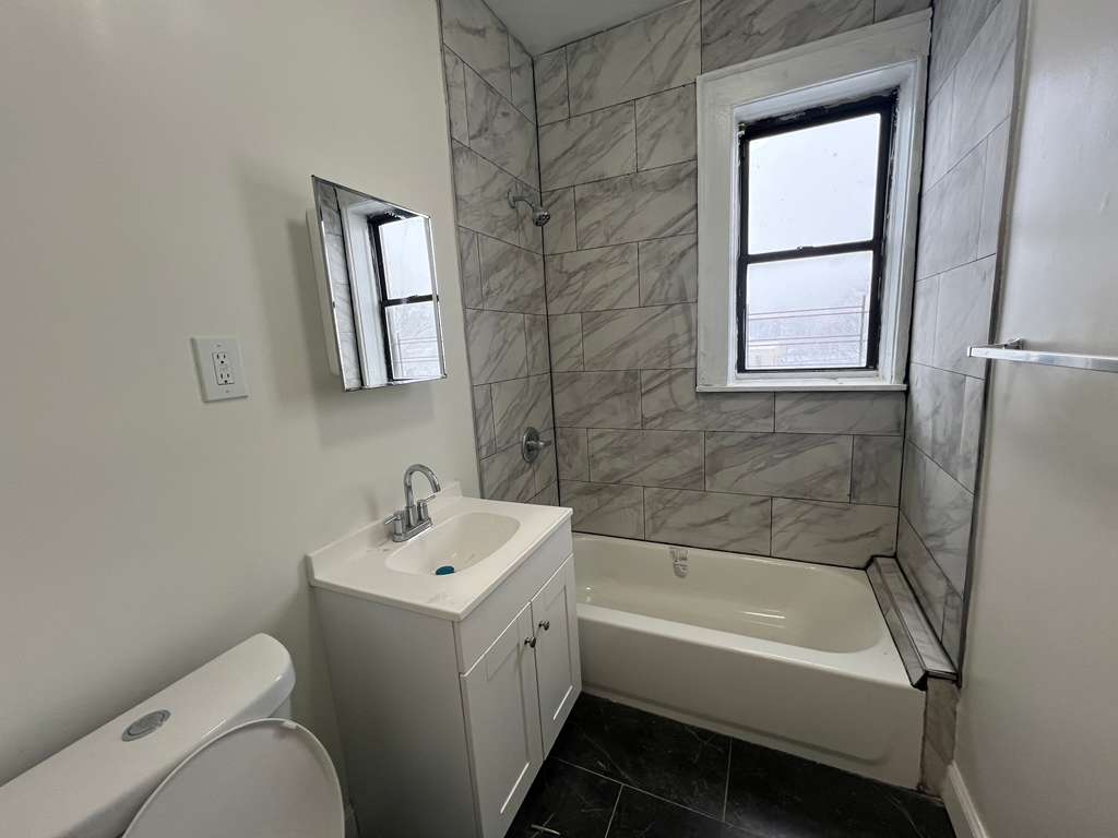 1003 S Orange Apt. 503