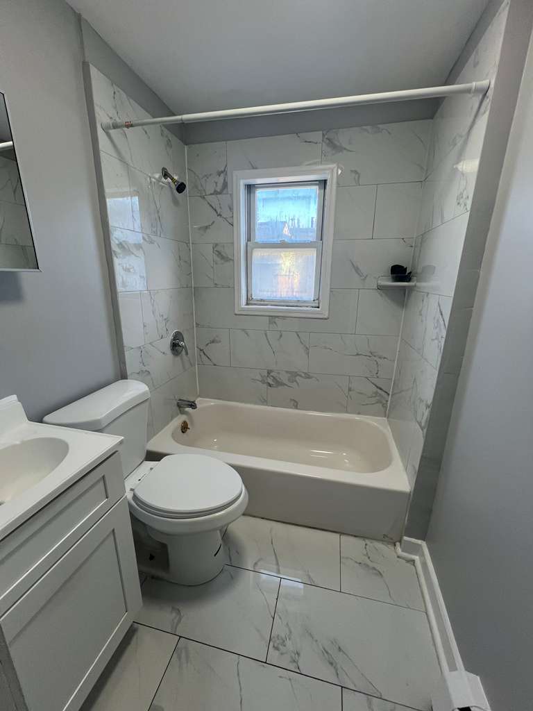 326 Grand St. Apt. 4F