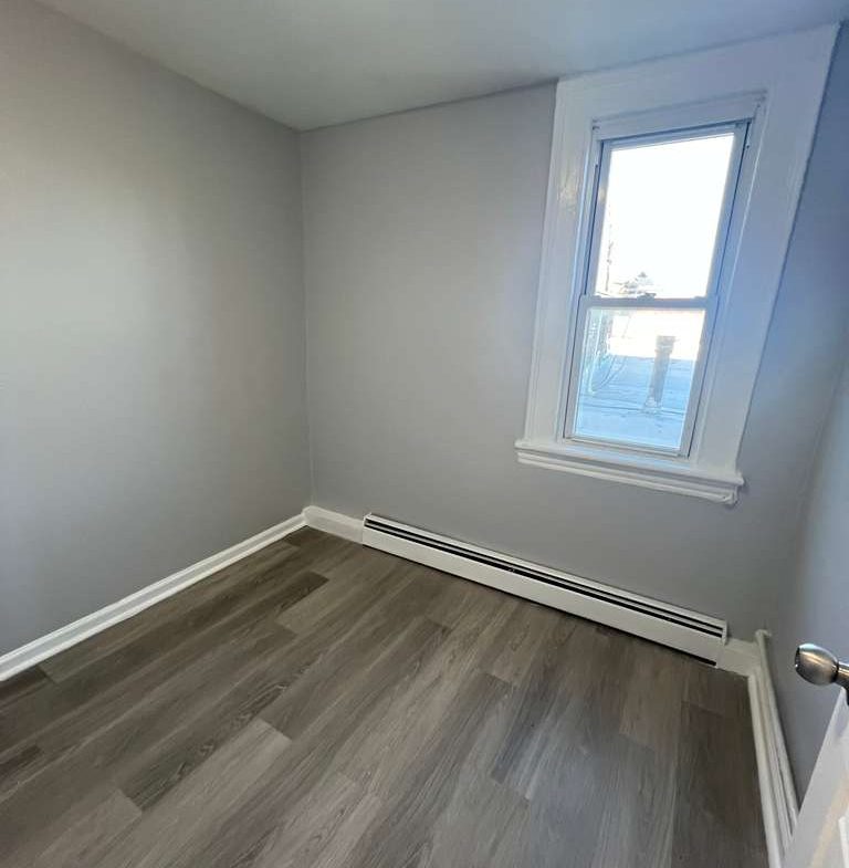 326 Grand St. Apt. 4F