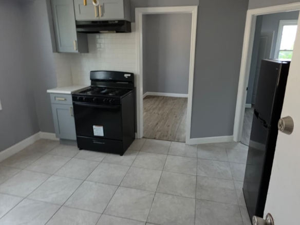 12 Rosa Parks Blvd. Apt.5