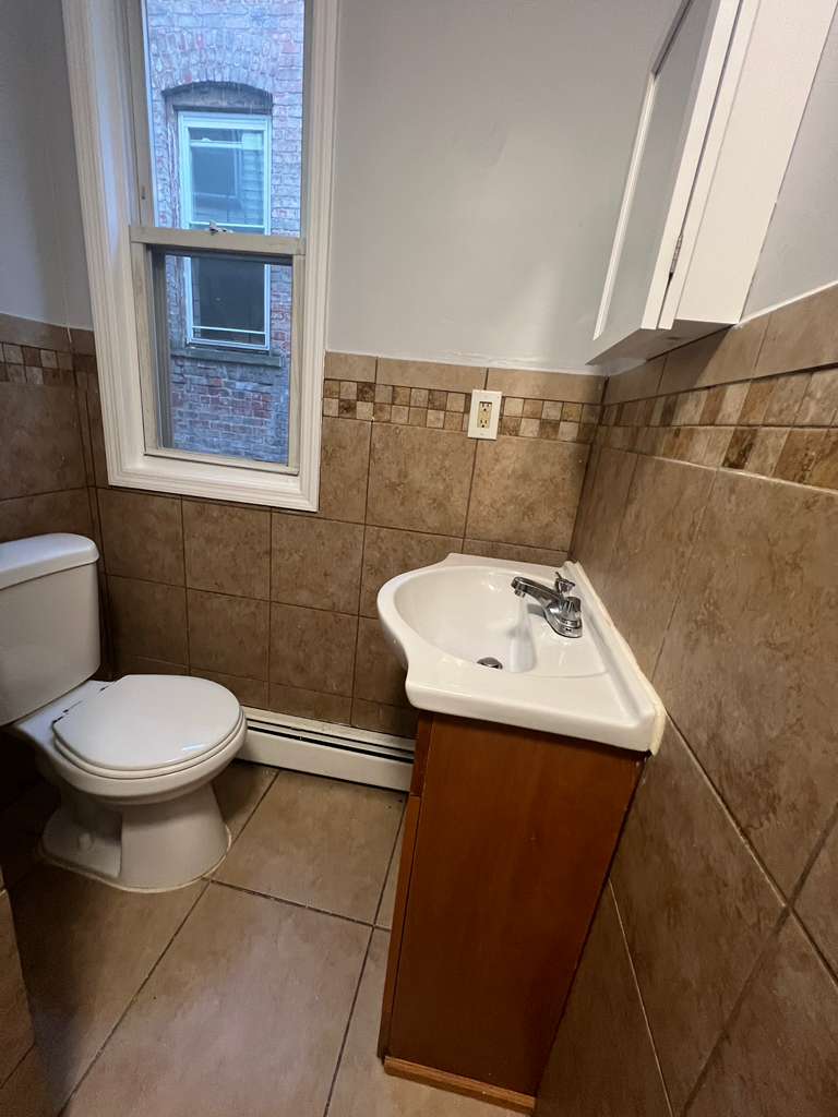 263 Rosa Parks Blvd. Apt. 4