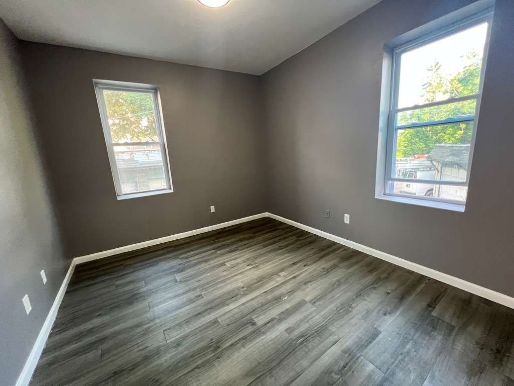 10 40th St. Apt. 5