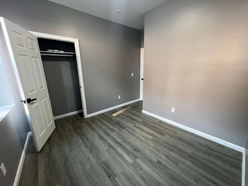 10 40th St. Apt. 5