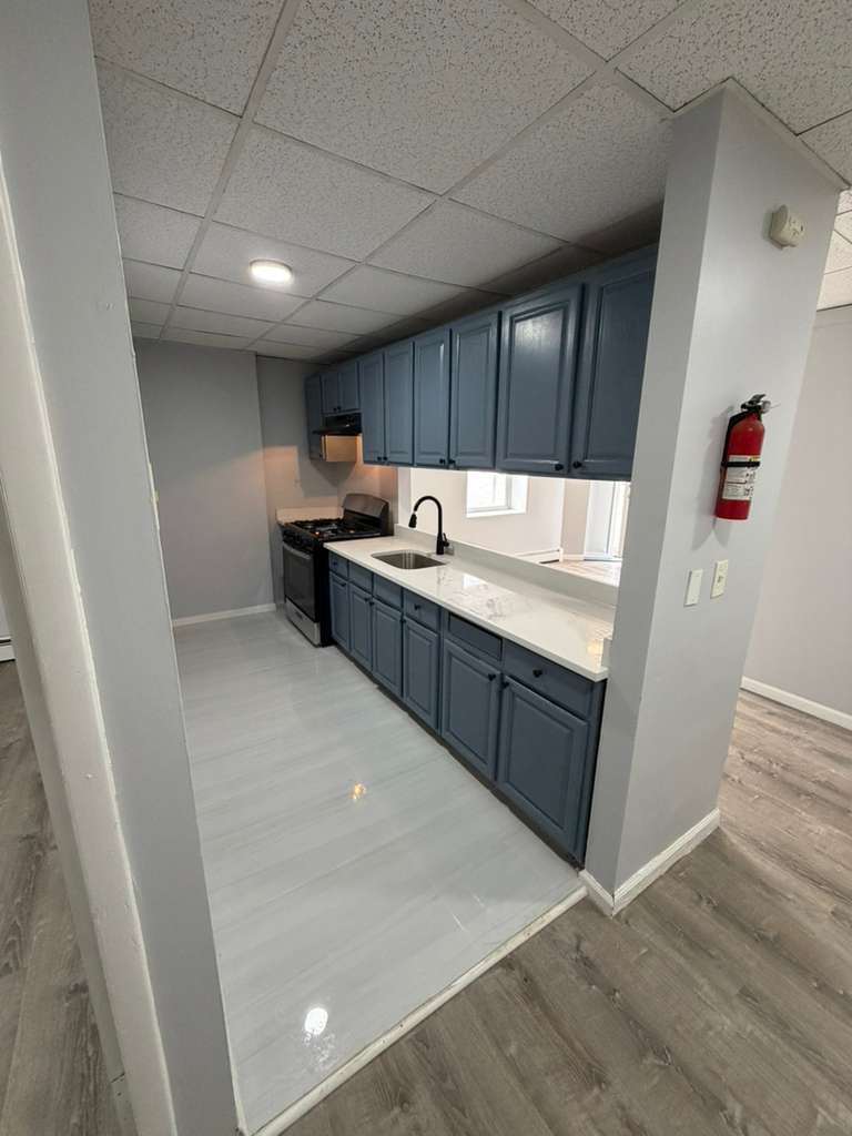 274 Vreeland Ave. Apt. 764