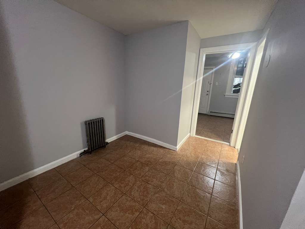 875 Main Ave. Apt.1