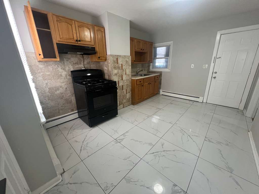 95 Butler St. Apt. 1
