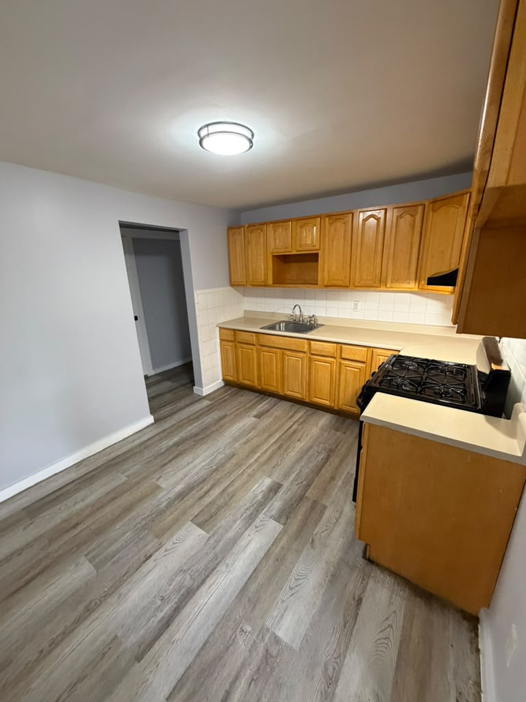 428 River St. Apt. 3