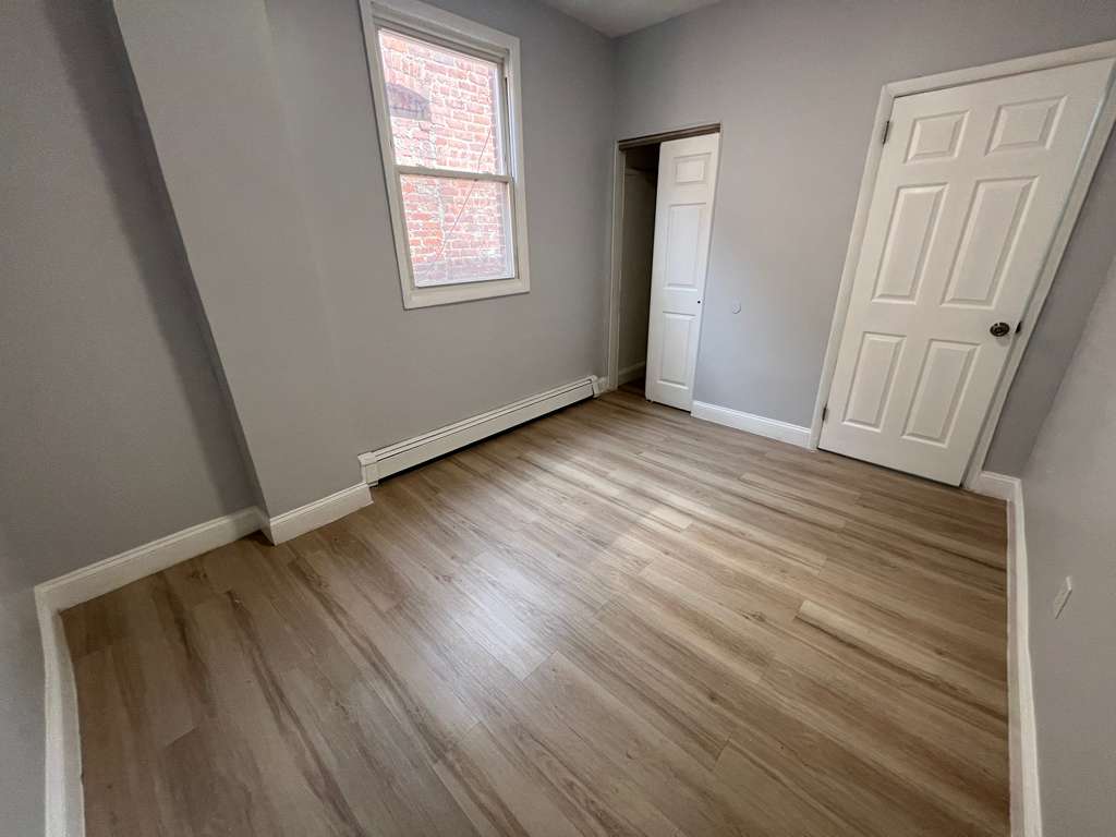 596 River St. Apt. 6