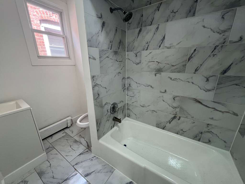 596 River St. Apt. 6