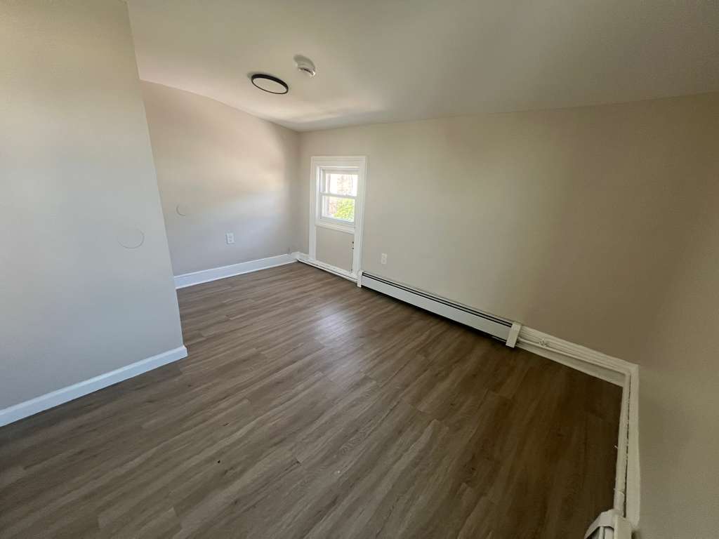601 Main St. Apt. 2RL