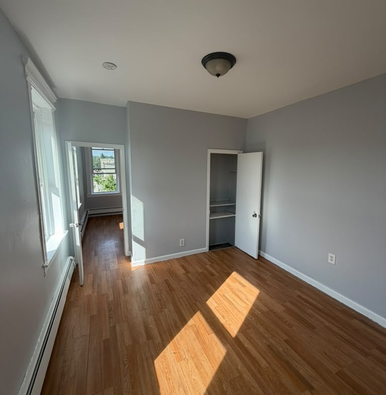300 Watchung Ave. Apt. 8