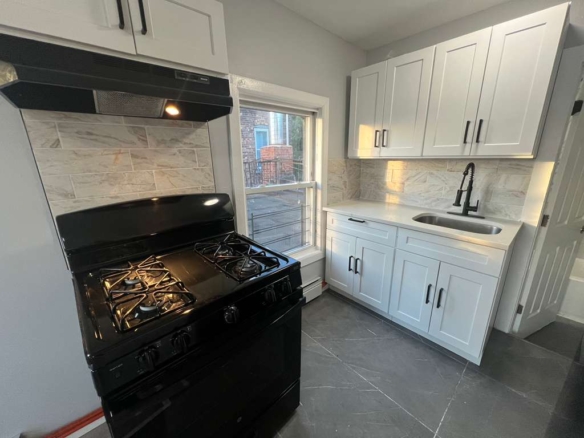 297 Van Houten St. Apt 3R
