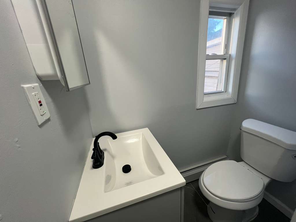 297 Van Houten St. Apt 3R