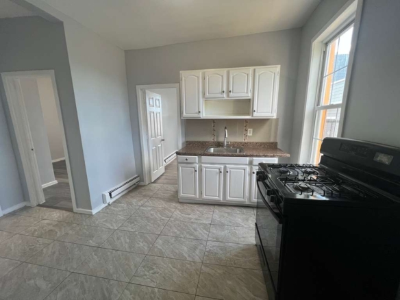 190 Hamilton Ave. Apt. 8