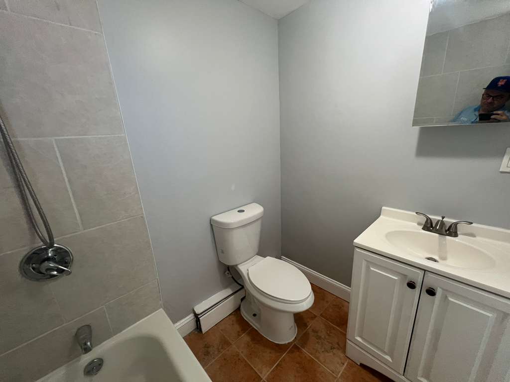 190 Hamilton Ave. Apt. 1
