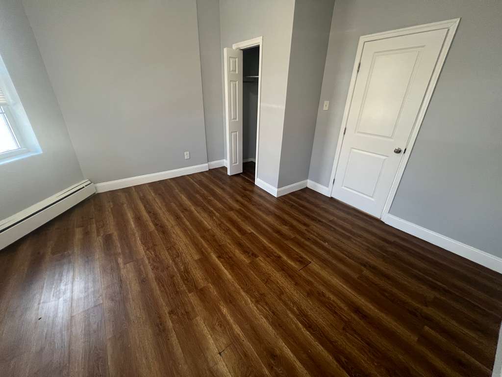 190 Hamilton Ave. Apt. 1