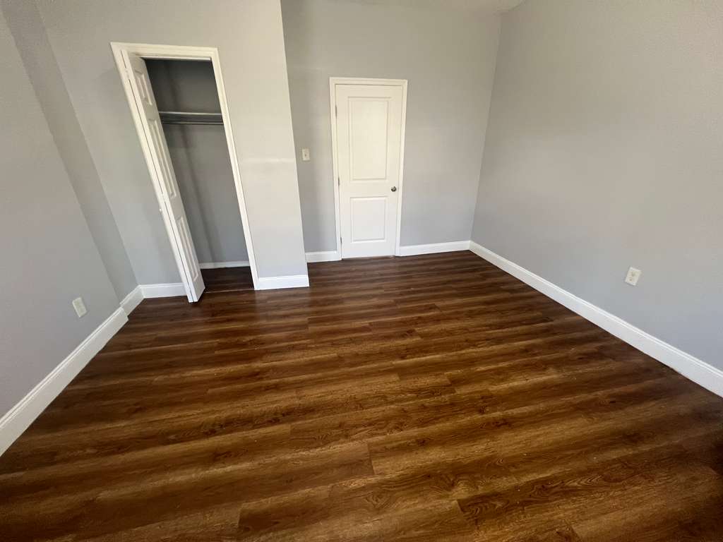 190 Hamilton Ave. Apt. 1