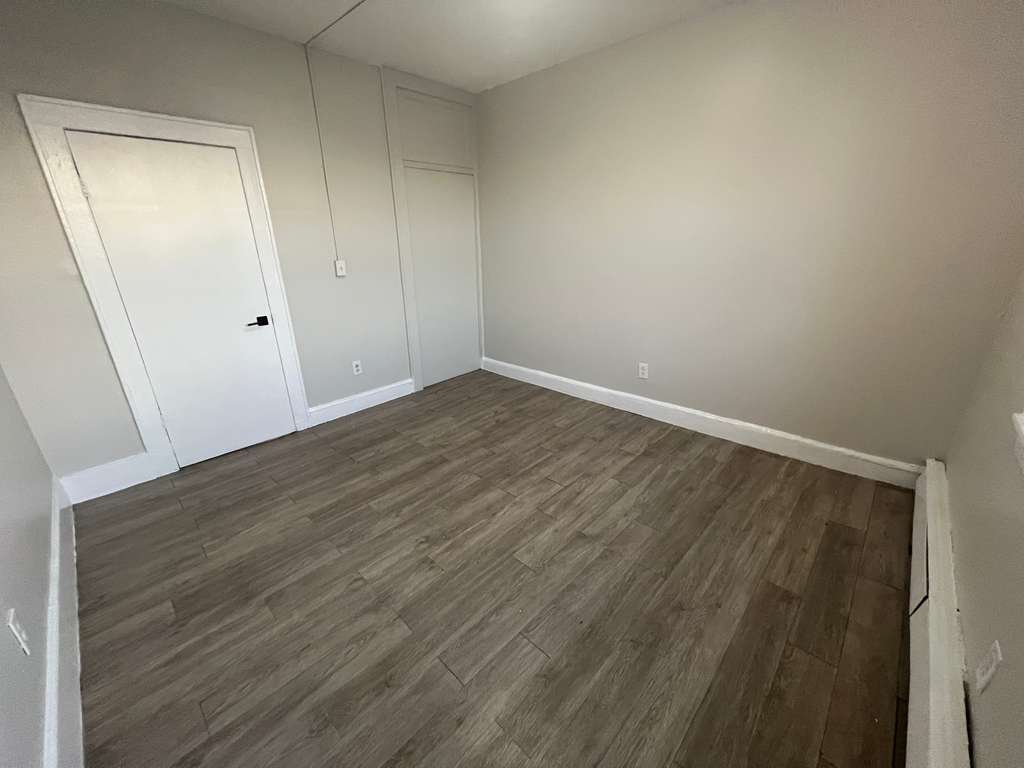 545 E 38th Street Apt. E10