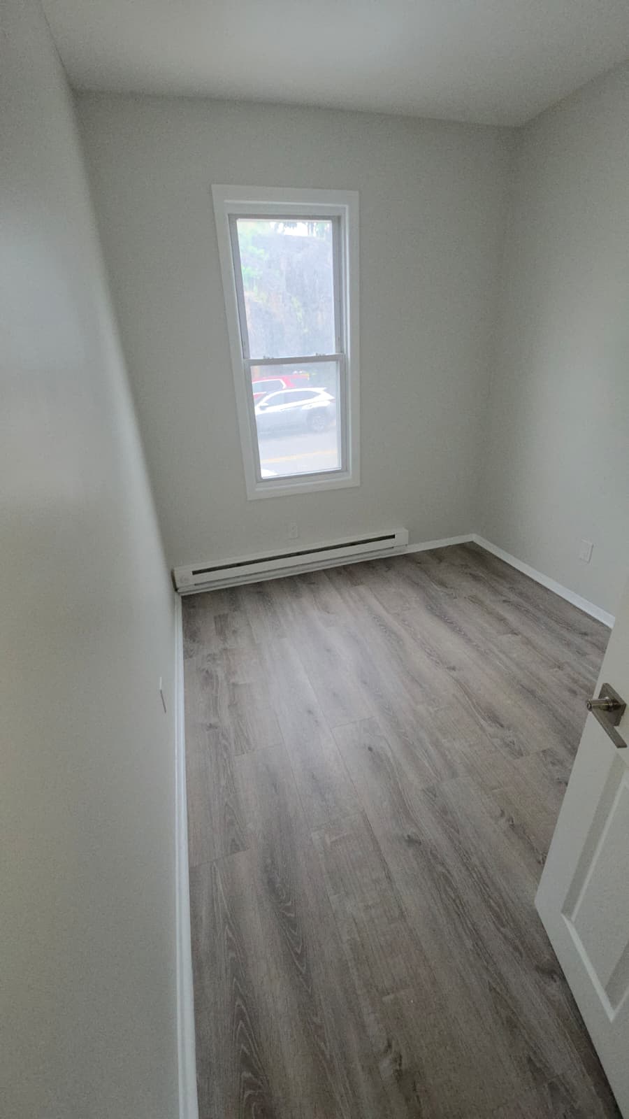 194 W. Broadway Apt. 1F