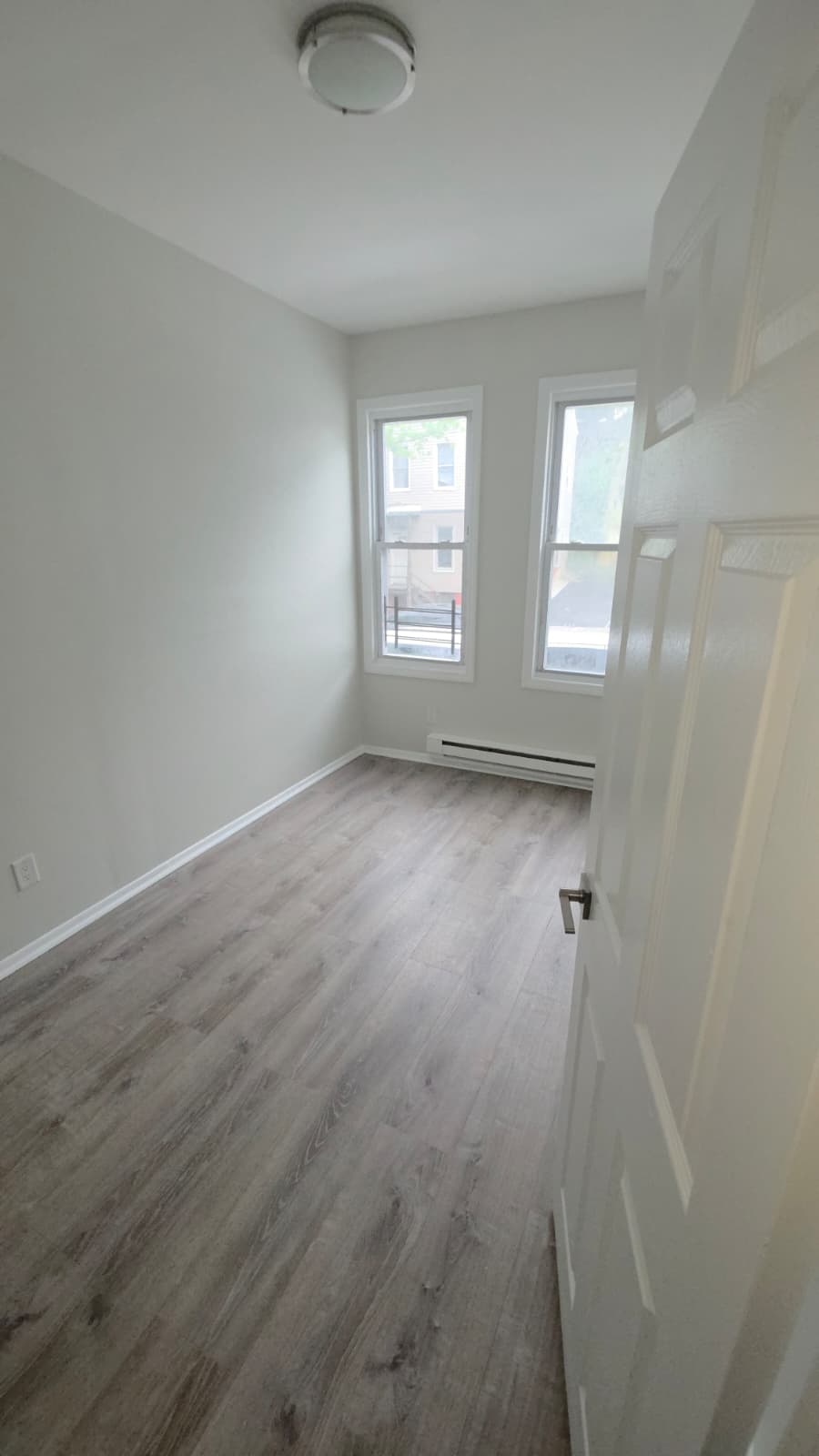 194 W. Broadway Apt. 1F