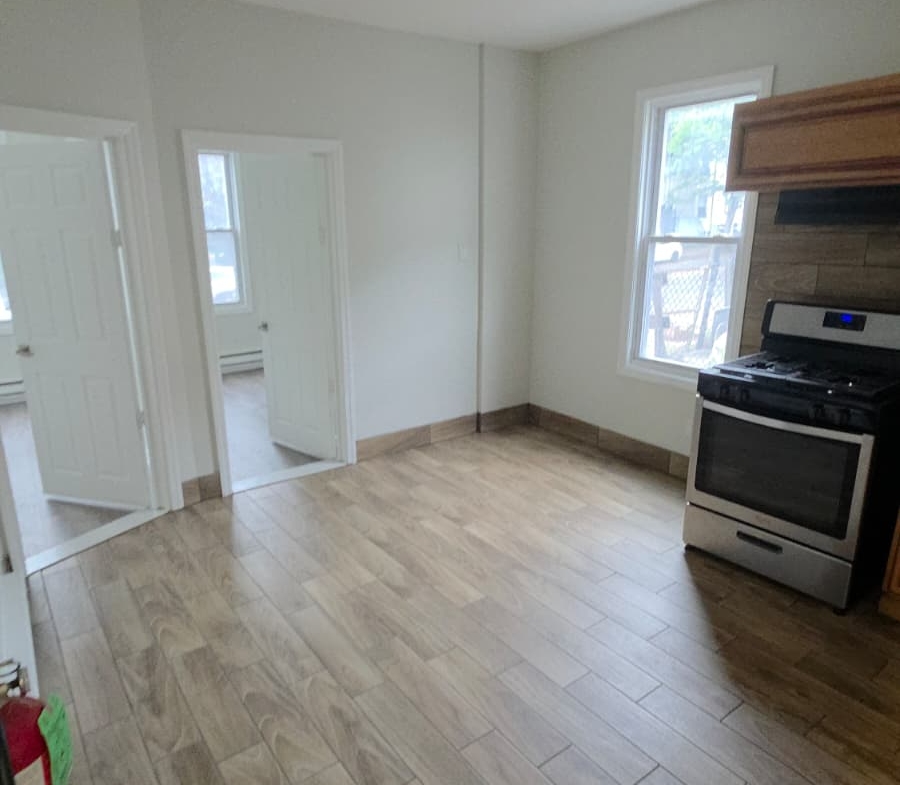 194 W. Broadway Apt. 1F