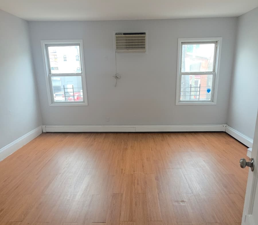 301 Grand St. Apt. 2