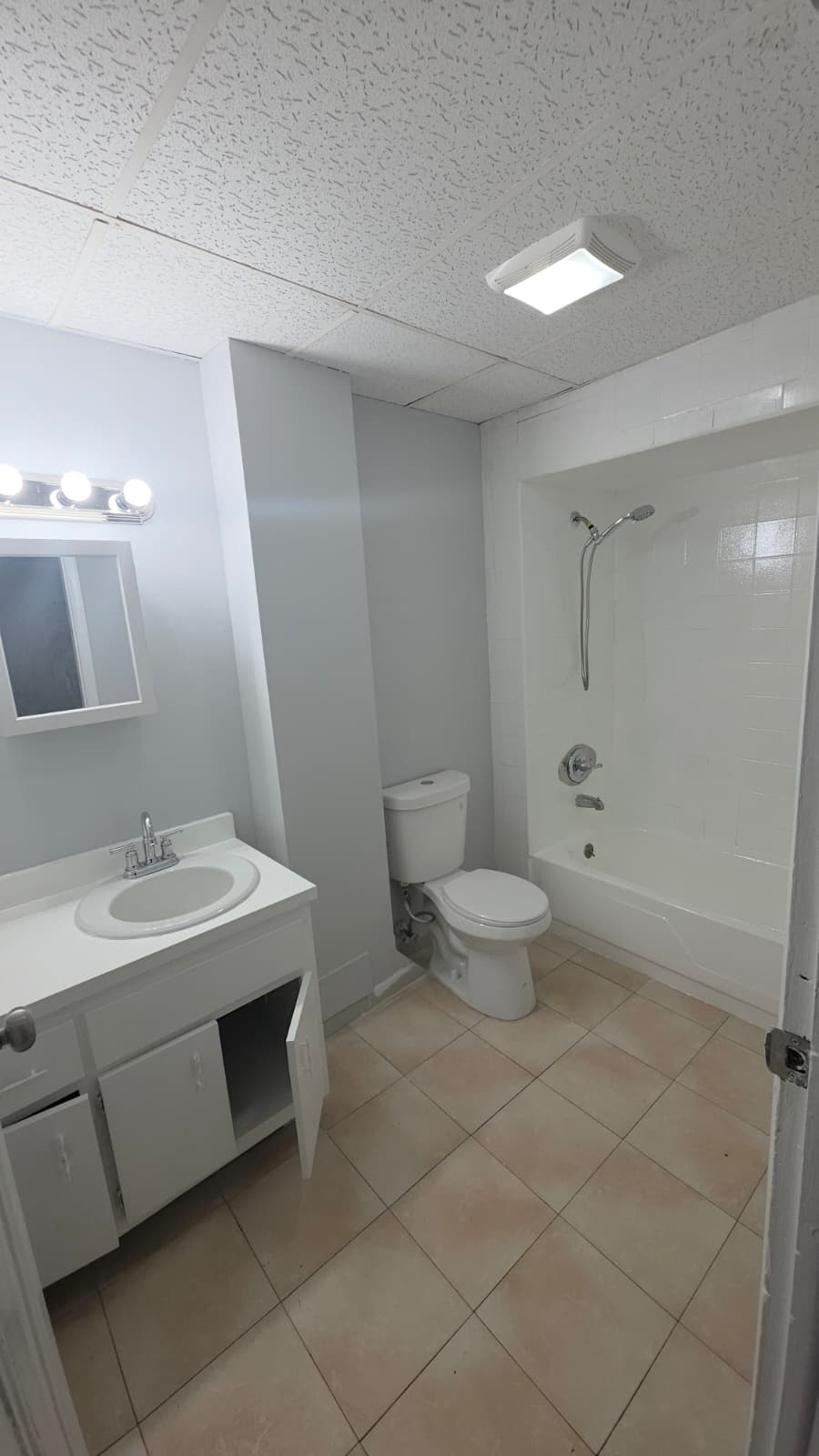 301 Grand St. Apt. 2