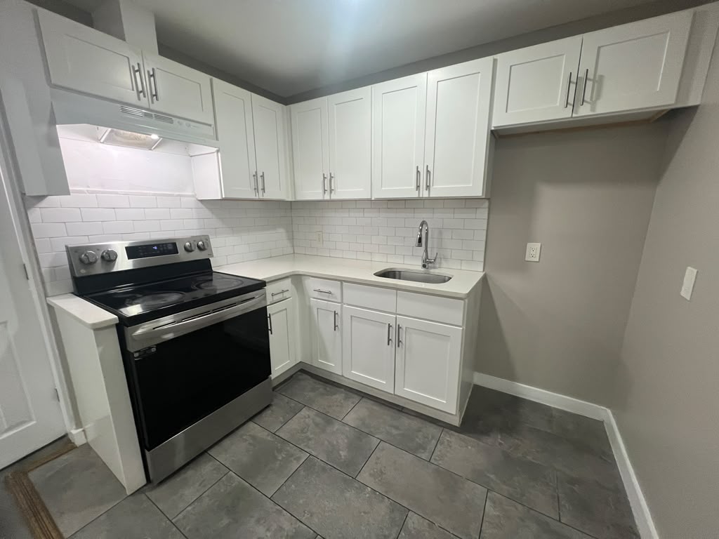 181 Sherman St. Apt. B