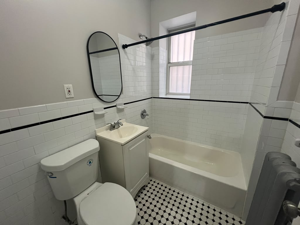 75 N 7th St. Apt. 107