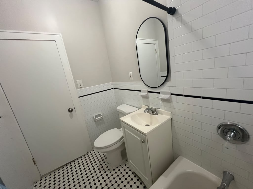 75 N 7th St. Apt. 107