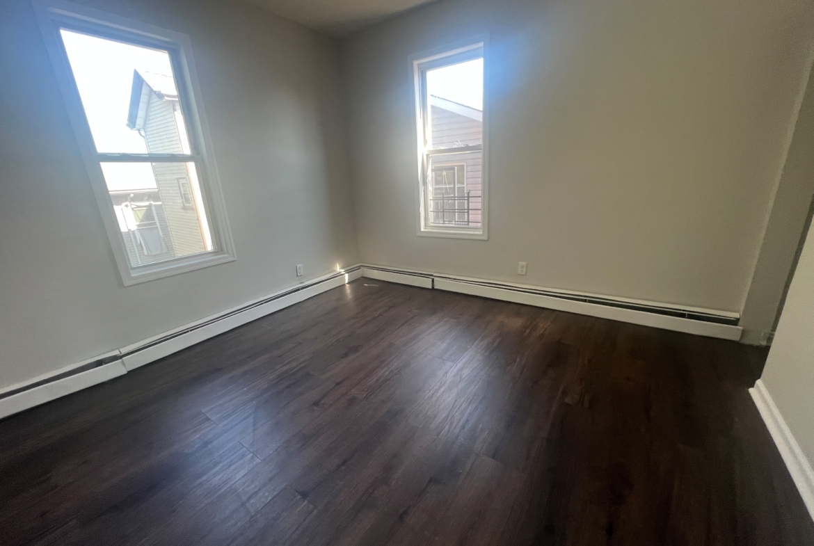 271 Summer St Apt. 3R