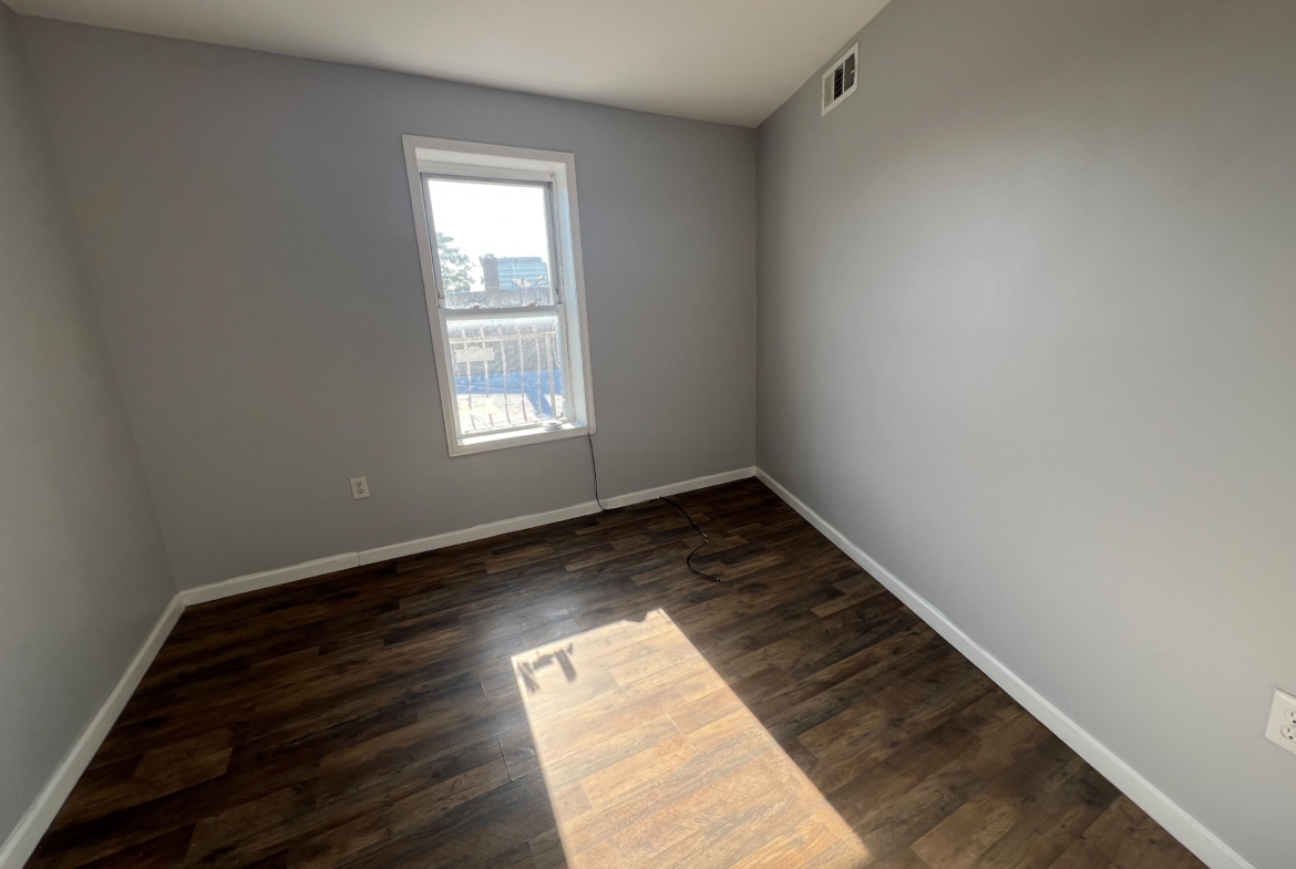 314 Market St. Apt. 9