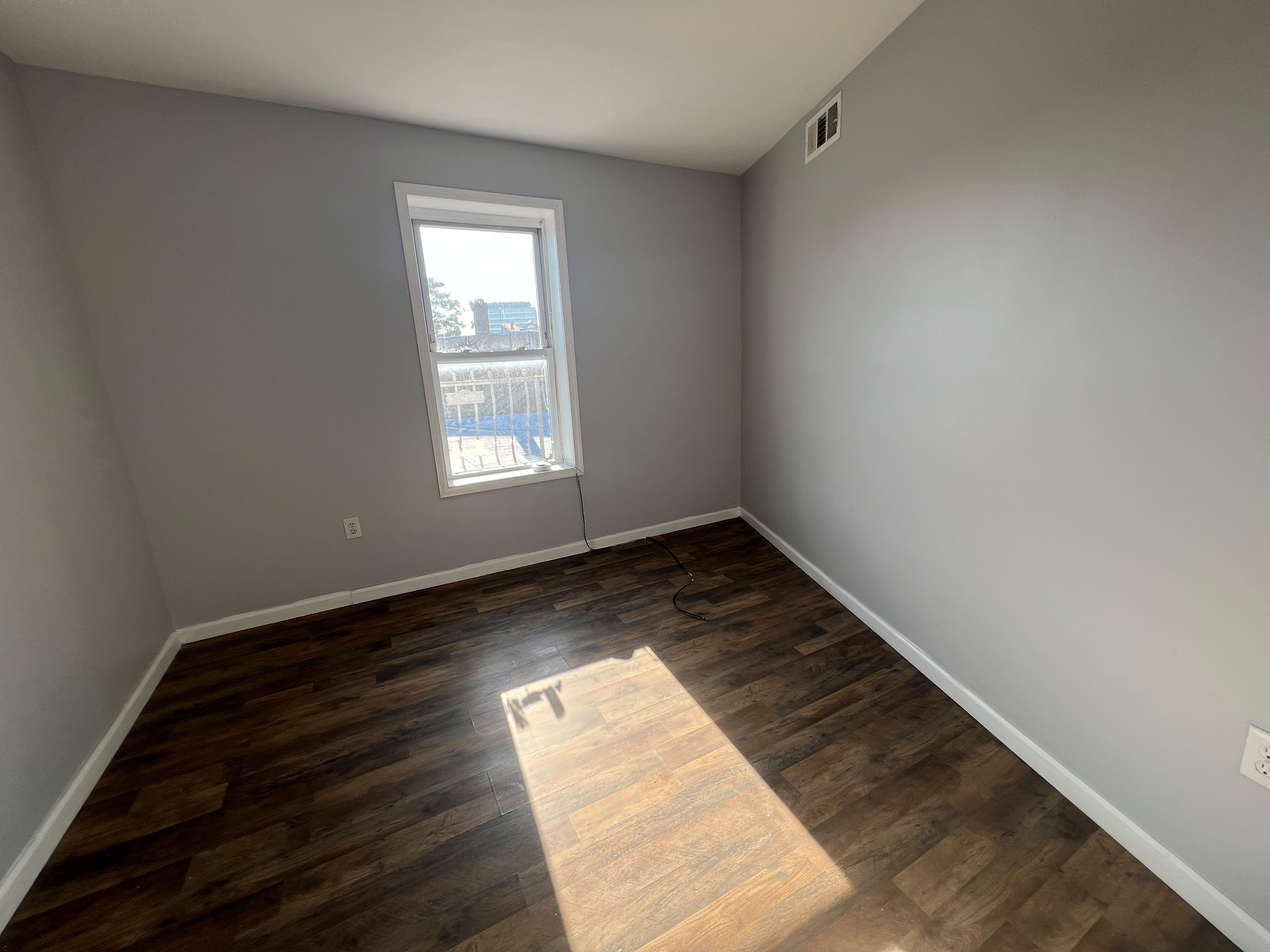 314 Market St. Apt. 9