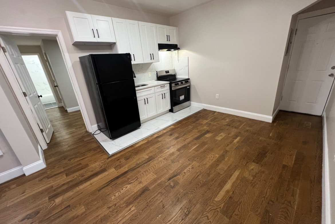 276 Broadway Apt. 5