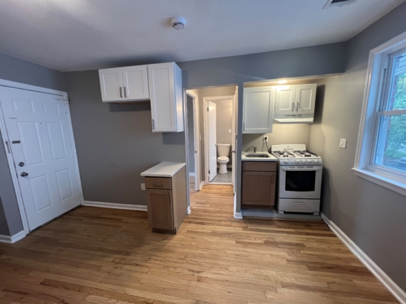 377 Clinton Pl. Apt. 247-2