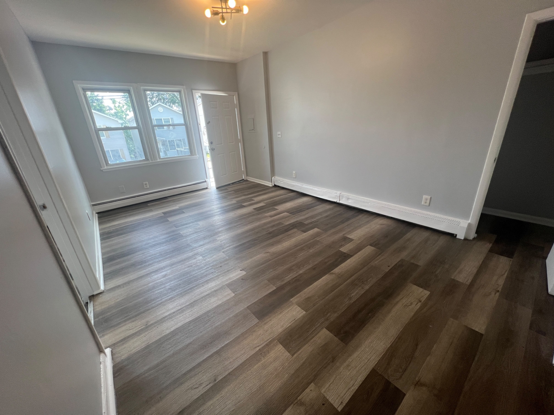 39 North 3rd St. Apt. 1R