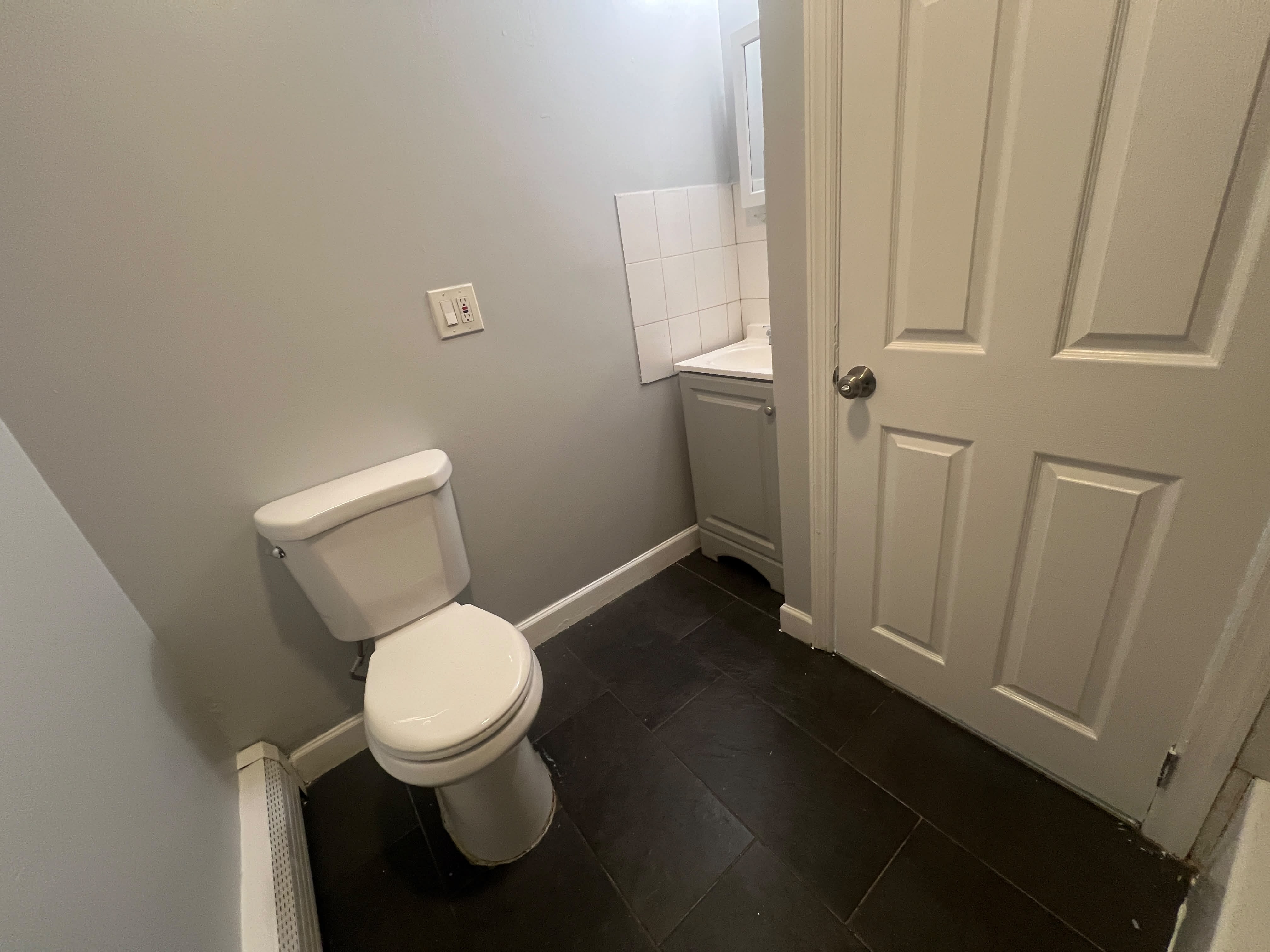 39 North 3rd St. Apt. 1R