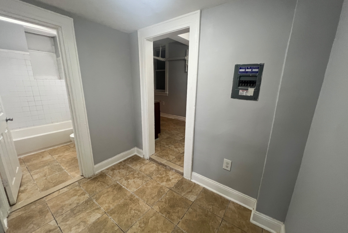 75 N 7th St. Apt. B1